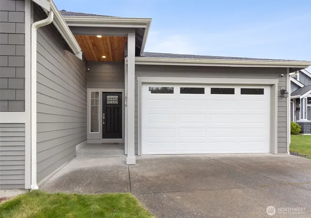Photo 2 of Single family home for sale at 676 W Camas Ct, Mc Cleary, WA 98557 | MLS# NWM2509040 | Listing updated on 2026-09-29