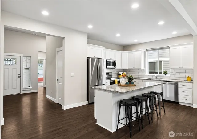 Photo 4 of Single family home for sale at 676 W Camas Ct, Mc Cleary, WA 98557 | MLS# NWM2509040 | Listing updated on 2026-09-29