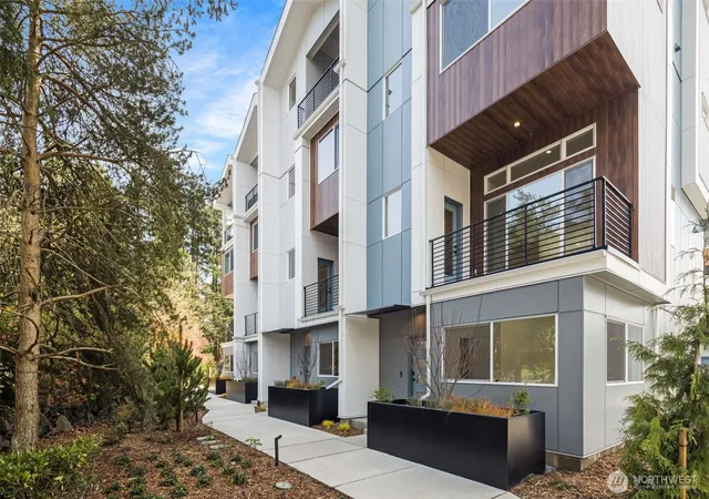Photo 3 of Townhouse for sale at 16002 SE 31st Lane, Bellevue, WA 98008 | MLS# NWM2509125 | Listing updated on 2026-10-01