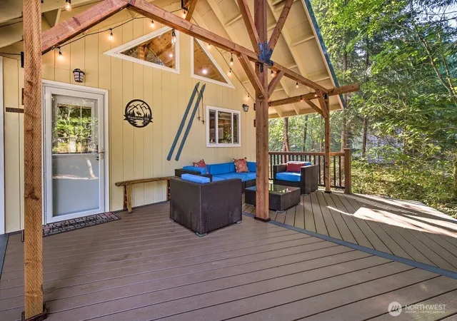Photo 1 of Single family home for sale at 124 Aspen Ln, Packwood, WA 98361 | MLS# NWM2509185 | Listing updated on 2026-09-21