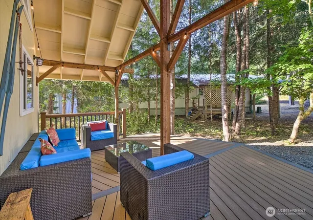 Photo 2 of Single family home for sale at 124 Aspen Ln, Packwood, WA 98361 | MLS# NWM2509185 | Listing updated on 2026-09-21