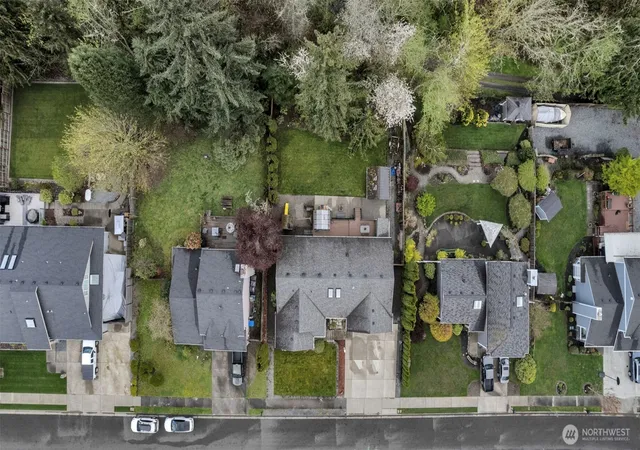 Photo 3 of Single family home for sale at 3209 32nd Street Pl Se, Puyallup, WA 98374 | MLS# NWM2509200 | Listing updated on 2026-09-21