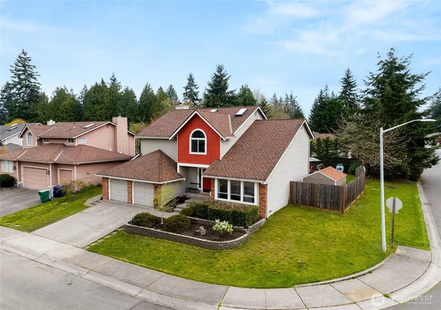 Photo 2 of Single family home for sale at 12003 40th Avenue Se, Everett, WA 98208 | MLS# NWM2509243 | Listing updated on 2026-10-09