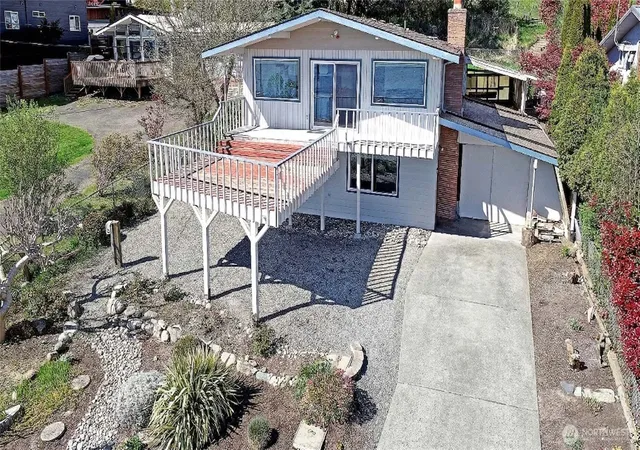 Photo 1 of Single family home for sale at 634 Lehman Dr, Camano Island, WA 98282 | MLS# NWM2509282 | Listing updated on 2026-09-21