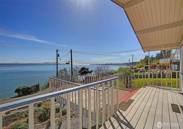 Photo 3 of Single family home for sale at 634 Lehman Dr, Camano Island, WA 98282 | MLS# NWM2509282 | Listing updated on 2026-09-21