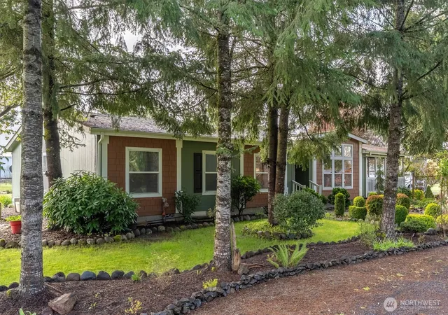 Photo 2 of Manufactured home for sale at 138 Twin Peaks Rd, Toledo, WA 98591 | MLS# NWM2509288 | Listing updated on 2026-09-23