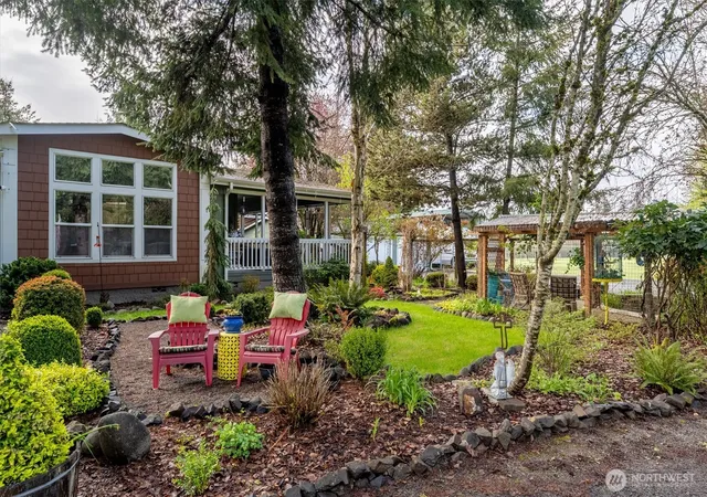 Photo 3 of Manufactured home for sale at 138 Twin Peaks Rd, Toledo, WA 98591 | MLS# NWM2509288 | Listing updated on 2026-09-23
