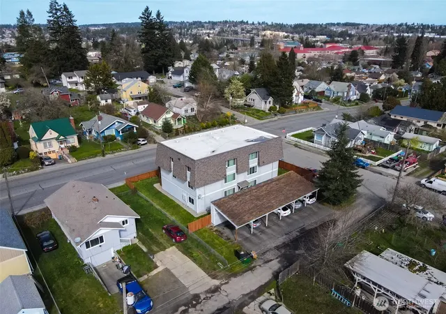 Photo 2 of Sale Pending at 2001 11th Street, Bremerton, WA 98337 | MLS# NWM2509353 | Listing updated on 2026-08-03