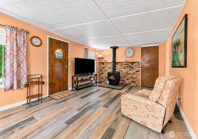 Photo 3 of Manufactured home for sale at 1125 State Route 105, Grayland, WA 98547 | MLS# NWM2509355 | Listing updated on 2026-10-01