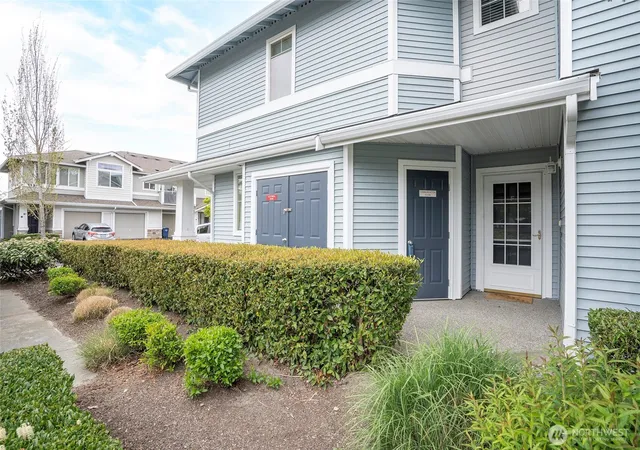 Photo 3 of Condo for sale at 1207 63rd Street Se #F-14, Auburn, WA 98092 | MLS# NWM2509370 | Listing updated on 2026-09-21