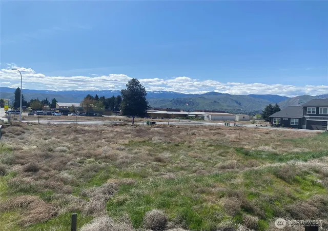 Photo 1 of Land for sale at 197 Harold St Ne, East Wenatchee, WA 98802 | MLS# NWM2509415 | Listing updated on 2026-09-21