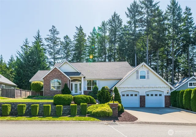 Photo 1 of Sale Pending at 724 Alma Ln Se, Olympia, WA 98513 | MLS# NWM2509456 | Listing updated on 2026-10-01