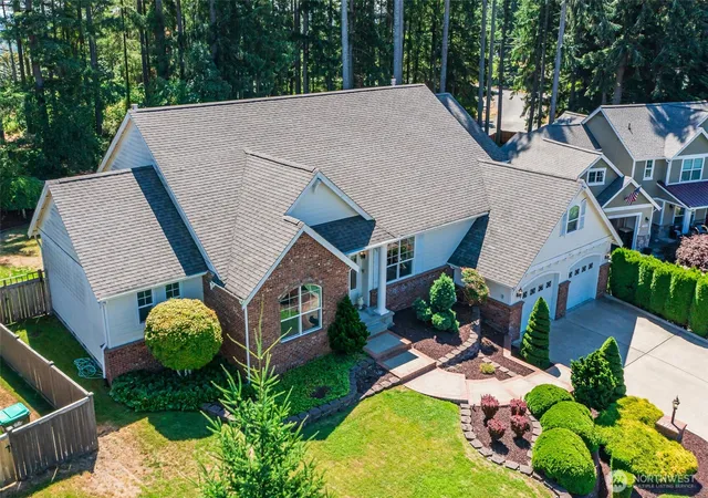 Photo 3 of Sale Pending at 724 Alma Ln Se, Olympia, WA 98513 | MLS# NWM2509456 | Listing updated on 2026-10-01