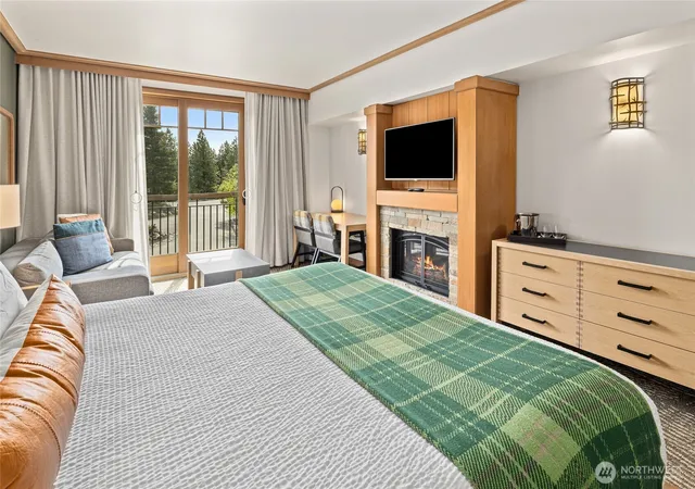 Photo 4 of Condo for sale at 3600 Suncadia Trl #2058, Cle Elum, WA 98922 | MLS# NWM2509469 | Listing updated on 2026-09-21