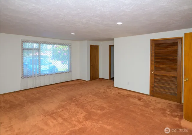 Photo 3 of Single family home for sale at 5304 108th Street SW, Lakewood, WA 98499 | MLS# NWM2509480 | Listing updated on 2026-09-21