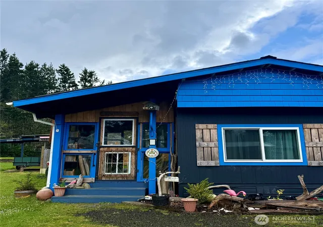 Photo 2 of Manufactured home for sale at 1502 300th Place, Ocean Park, WA 98640 | MLS# NWM2509483 | Listing updated on 2026-09-21
