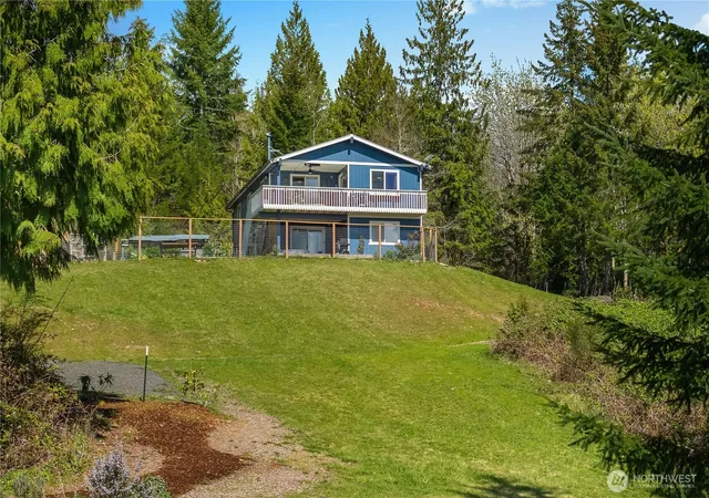 Photo 2 of Single family home for sale at 835 Pollock Dr, Brinnon, WA 98320 | MLS# NWM2509531 | Listing updated on 2026-09-21