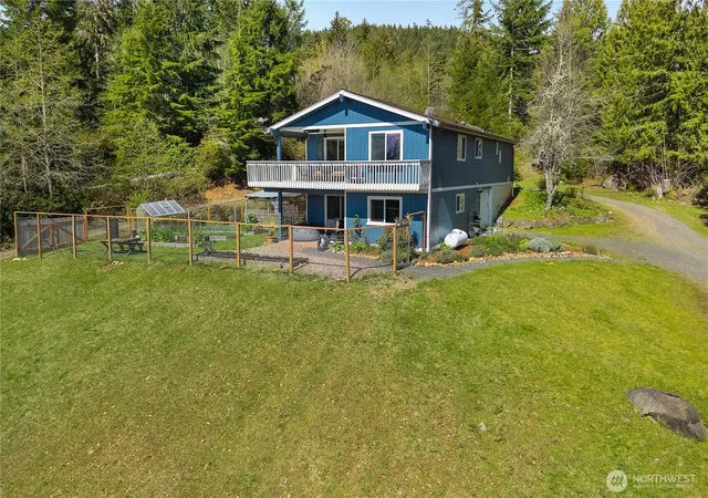 Photo 3 of Single family home for sale at 835 Pollock Dr, Brinnon, WA 98320 | MLS# NWM2509531 | Listing updated on 2026-09-21
