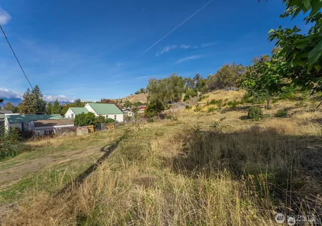 Photo 2 of Land for sale at 0 Xxx Nixon Ave, Chelan, WA 98816 | MLS# NWM2509544 | Listing updated on 2026-09-21