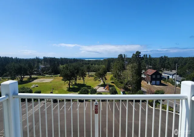 Photo 4 of Condo for sale at 710 S Hancock Ave #422-23, Westport, WA 98595 | MLS# NWM2509562 | Listing updated on 2026-09-21