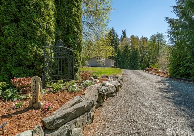 Photo 2 of Single family home for sale at 4003 Hoier, Blaine, WA 98230 | MLS# NWM2509688 | Listing updated on 2026-09-21