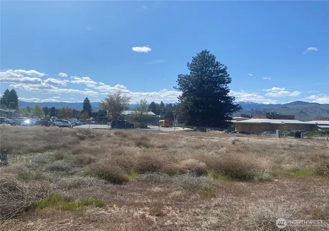 Photo 4 of Land for sale at 182 Harold St NE, East Wenatchee, WA 98802 | MLS# NWM2509852 | Listing updated on 2026-09-21