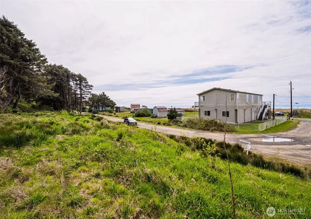 Photo 4 of Land for sale at 4784 Beach Ln, Moclips, WA 98562 | MLS# NWM2509868 | Listing updated on 2026-09-21