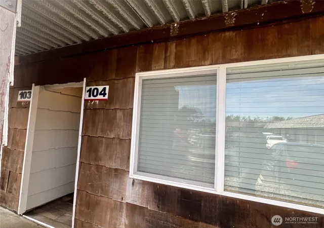Photo 3 of Condo for sale at 304 Nw 14th Street #104, Long Beach, WA 98631 | MLS# NWM2509877 | Listing updated on 2026-09-21