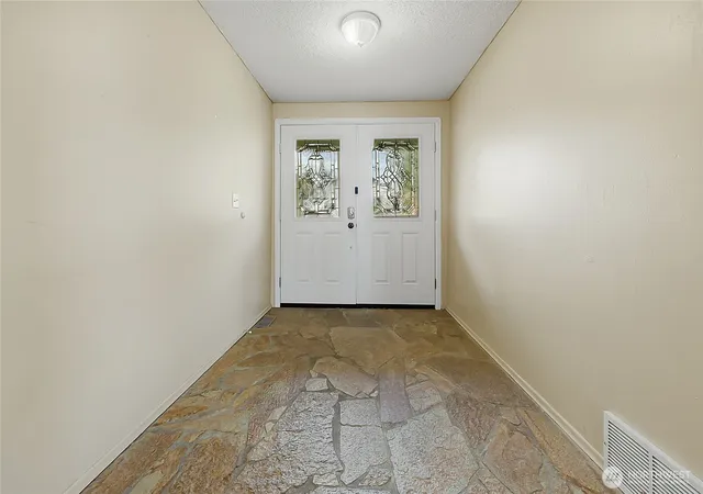Photo 3 of Single family home for sale at 4032 Meridian Ave N, Tulalip, WA 98271 | MLS# NWM2509890 | Listing updated on 2026-09-21