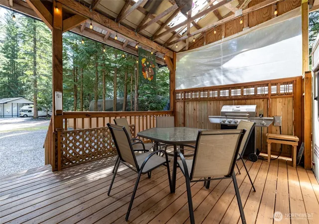 Photo 3 of Manufactured home for sale at 1028 Maple Ln, Maple Falls, WA 98266 | MLS# NWM2509891 | Listing updated on 2026-09-21