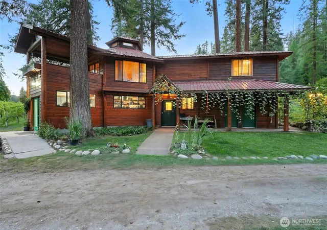 Photo 1 of Single family home for sale at 3725 Vineyard Way, Kettle Falls, WA 99141 | MLS# NWM2509911 | Listing updated on 2026-09-21