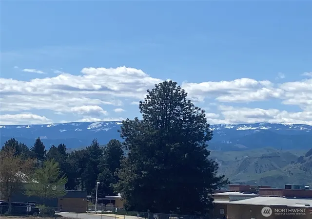 Photo 3 of Land for sale at 129 Harold St Ne, East Wenatchee, WA 98802 | MLS# NWM2509943 | Listing updated on 2026-09-21