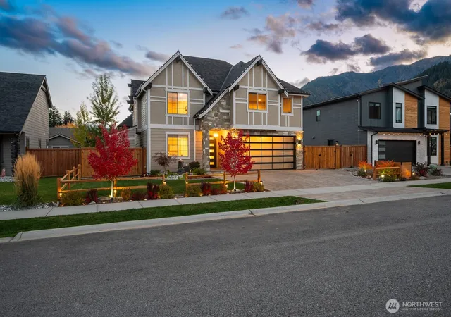 Photo 3 of Single family home for sale at 311 Pinegrass St, Leavenworth, WA 98826 | MLS# NWM2509962 | Listing updated on 2026-09-21