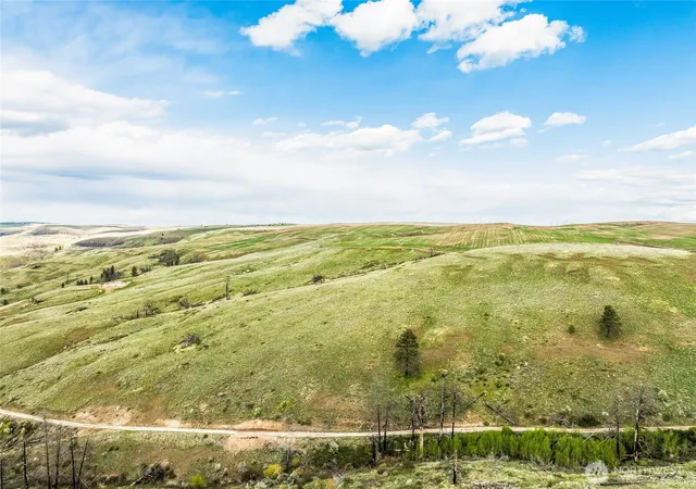 Photo 3 of Land for sale at 10 Lot 9 Chelan Hills Acres Rd, Orondo, WA 98843 | MLS# NWM2509968 | Listing updated on 2026-09-21