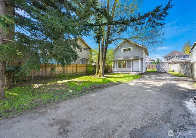 Photo 3 of Single family home for sale at 2085 Cottage Pl, Ferndale, WA 98248 | MLS# NWM2509997 | Listing updated on 2026-09-30