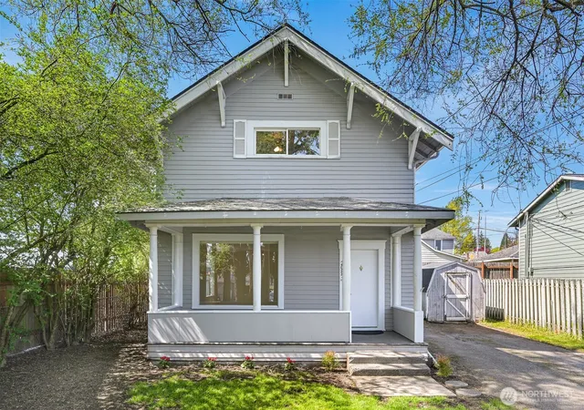 Photo 3 of Single family home for sale at 2085 Cottage Pl, Ferndale, WA 98248 | MLS# NWM2509997 | Listing updated on 2026-09-30