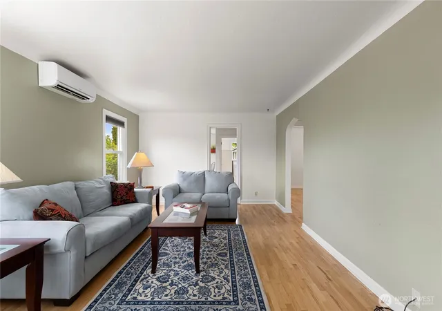 Photo 3 of Sale Pending at 3640 W C St, Bremerton, WA 98312 | MLS# NWM2510121 | Listing updated on 2026-09-29