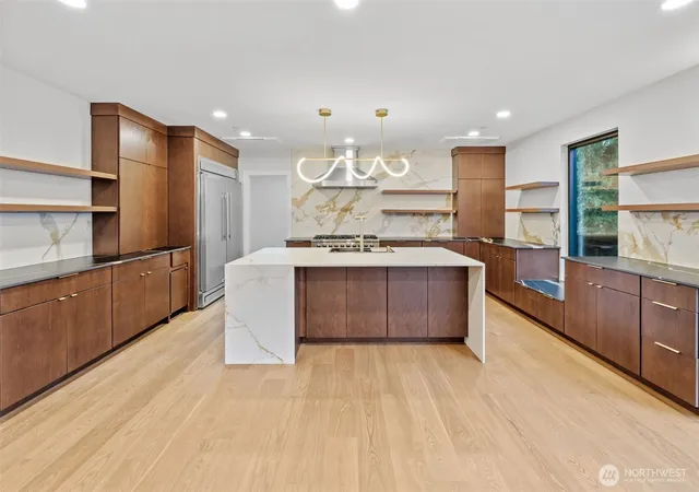 Photo 4 of Single family home for sale at 7905 240th Street SW, Edmonds, WA 98026 | MLS# NWM2510159 | Listing updated on 2026-09-29