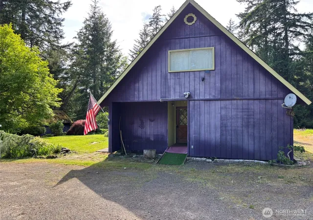 Photo 2 of Single family home for sale at 14310 90th Street Ct Nw, Gig Harbor, WA 98329 | MLS# NWM2510184 | Listing updated on 2026-09-21