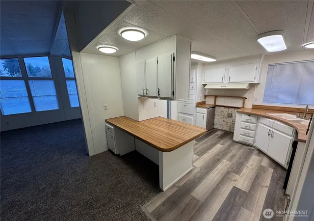 Photo 3 of Manufactured home for sale at 5705 Litterock Rd Sw #10, Tumwater, WA 98512 | MLS# NWM2510220 | Listing updated on 2026-09-21