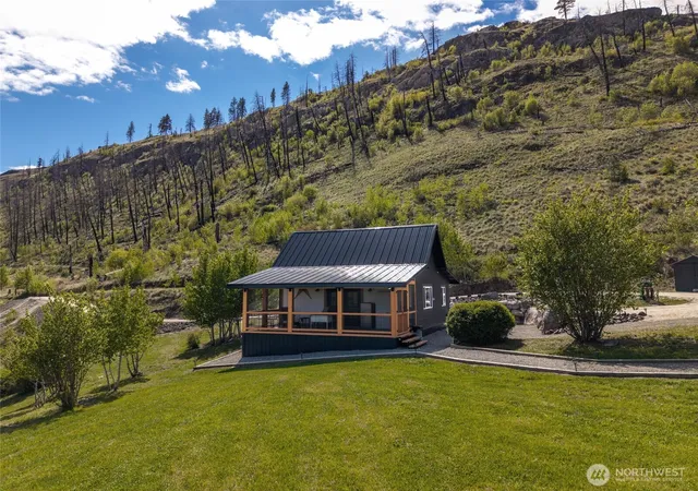 Photo 3 of Single family home for sale at 30 Alkali Cuttoff Rd, Riverside, WA 98849 | MLS# NWM2510229 | Listing updated on 2026-09-21