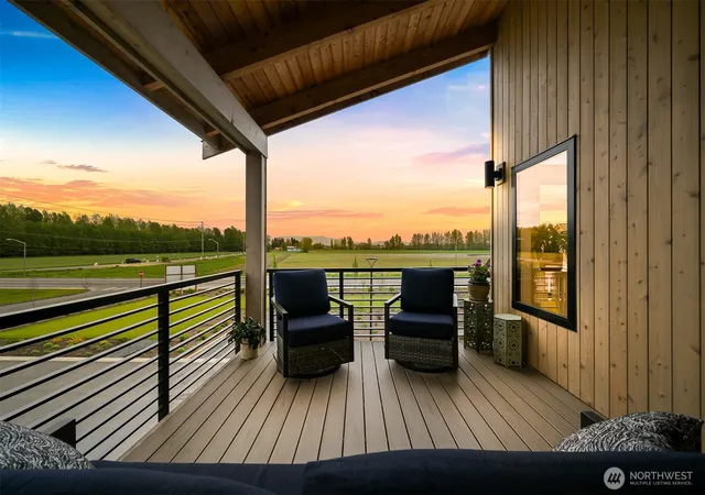 Photo 1 of Single family home for sale at 222 Skipping Stone Loop, Lynden, WA 98264 | MLS# NWM2510273 | Listing updated on 2026-09-29