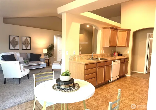 Photo 4 of Single family home for sale at 919 Highland Rd, Walla Walla, WA 99362 | MLS# NWM2510337 | Listing updated on 2026-10-01