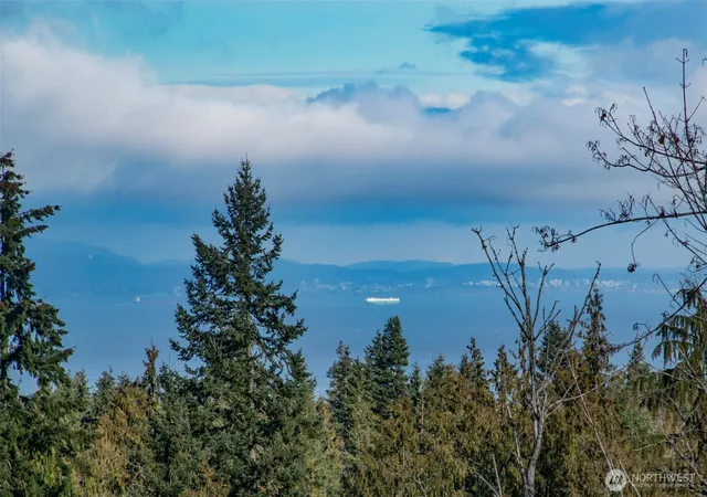 Photo 2 of Single family home for sale at 242 Watershed Rd, Port Angeles, WA 98362 | MLS# NWM2510339 | Listing updated on 2026-09-17