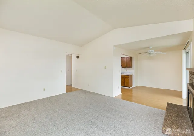 Photo 4 of Condo for sale at 3370 Narrows View Ln NE #202, Bremerton, WA 98310 | MLS# NWM2510361 | Listing updated on 2026-09-27