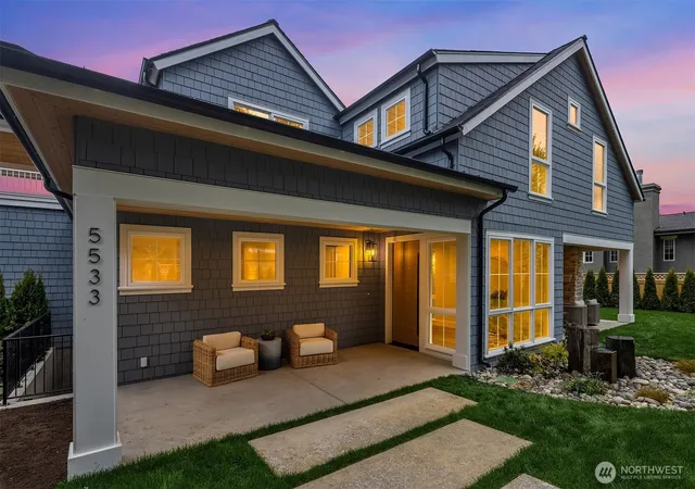 Photo 2 of Mansion for sale at 5533 106th Avenue Ne, Kirkland, WA 98033 | MLS# NWM2510477 | Listing updated on 2026-09-21