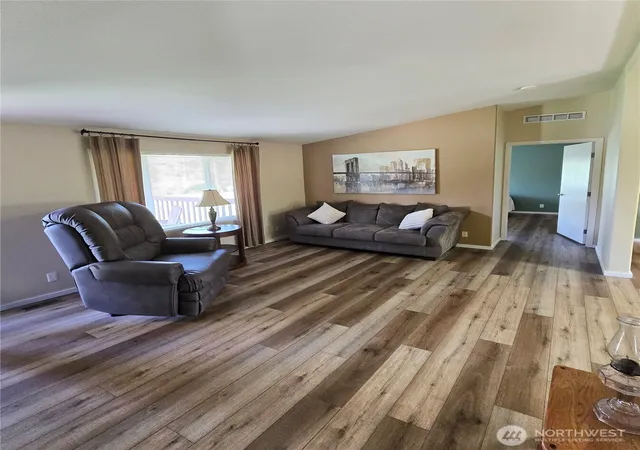 Photo 3 of Manufactured home for sale at 269 E Laurel, Bellingham, WA 98226 | MLS# NWM2510489 | Listing updated on 2026-09-21