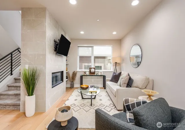 Photo 3 of Townhouse for sale at 5317 80th Place SW #1, Mukilteo, WA 98275 | MLS# NWM2510501 | Listing updated on 2026-10-02