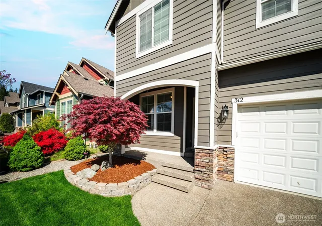 Photo 2 of Single family home for sale at 312 Oso Berry St Nw, Olympia, WA 98502 | MLS# NWM2510534 | Listing updated on 2026-09-21
