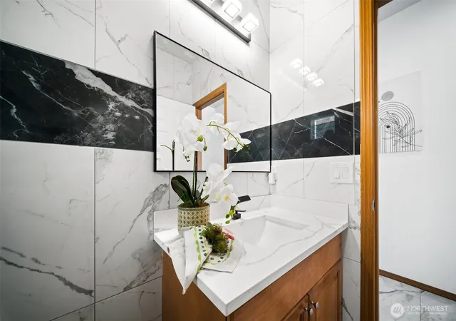 Photo 4 of Single family home for sale at 312 Oso Berry St NW, Olympia, WA 98502 | MLS# NWM2510534 | Listing updated on 2026-09-21